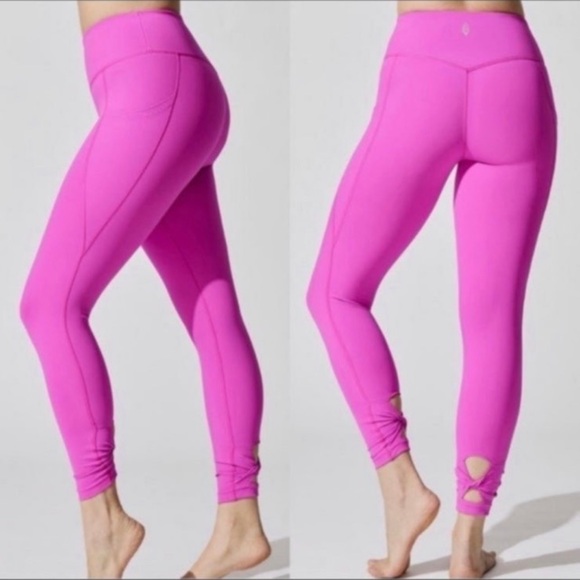 Free People Pants - Free People WAVE RIDER LEGGINGS NWT